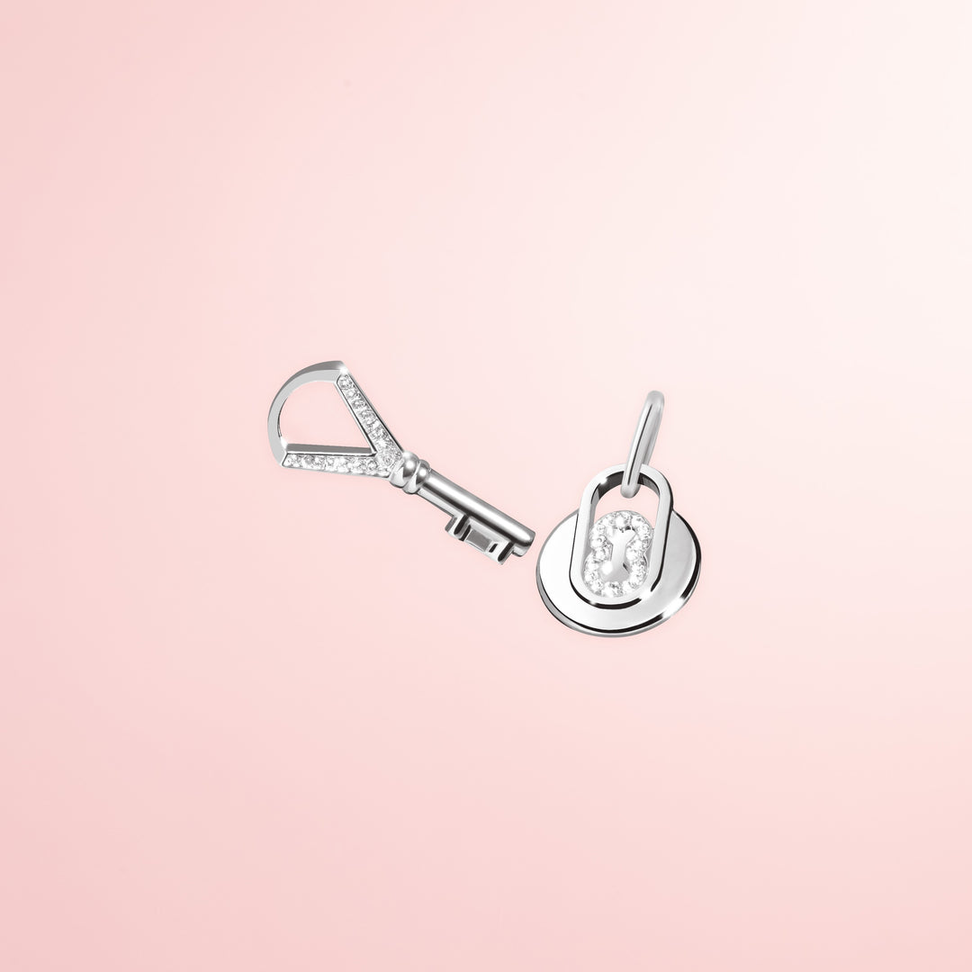 (Free Gift) ARTĒ Lock & Key Amulet Charm Set