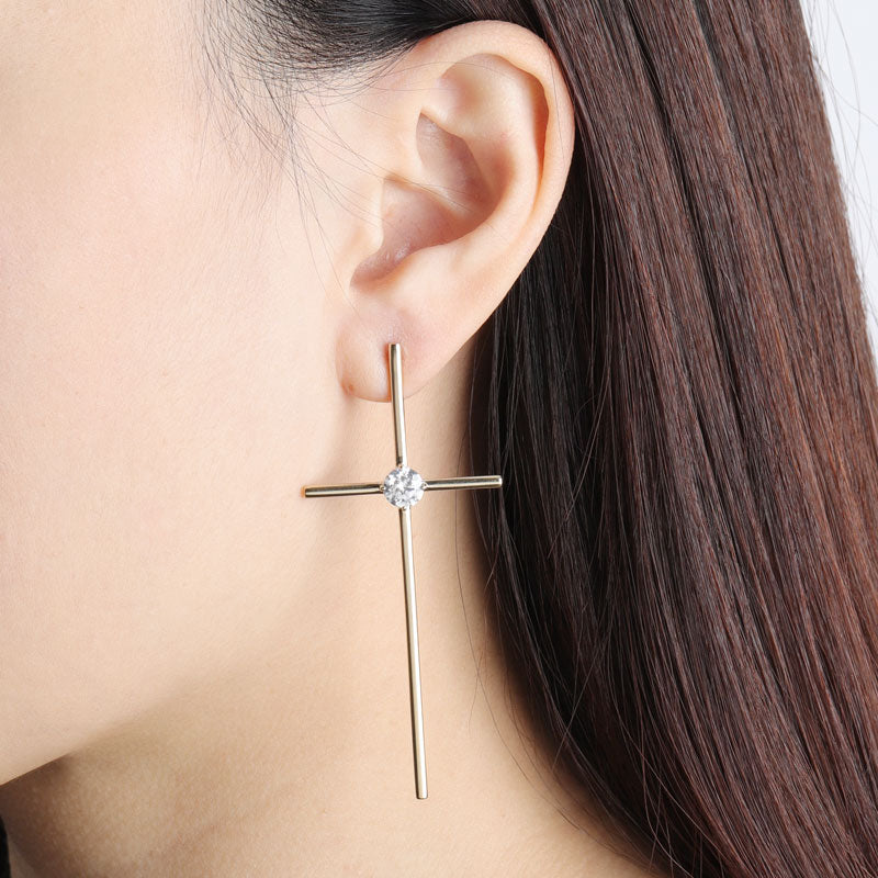 Fancy 120V Collection Cross Earring - Single Earring - ARTE Madrid